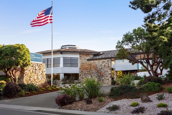 Hilton Garden Inn Monterey image 1